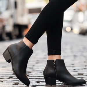 🐈‍⬛Thursday Black Ankle Boots🐈‍⬛